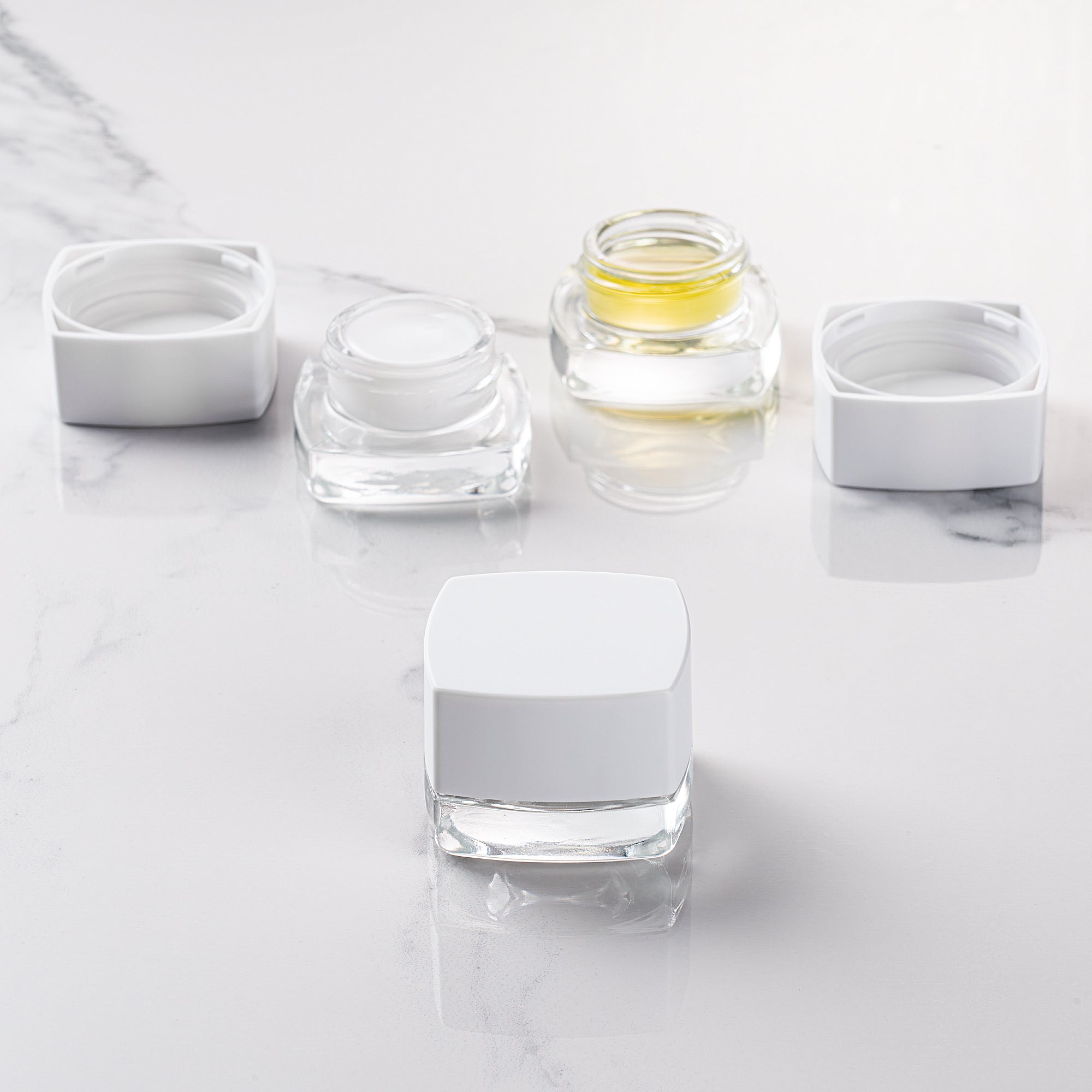 (250 Pack) 5ml Clear Glass Square Pillow Jars with White Child-Resistant Lids