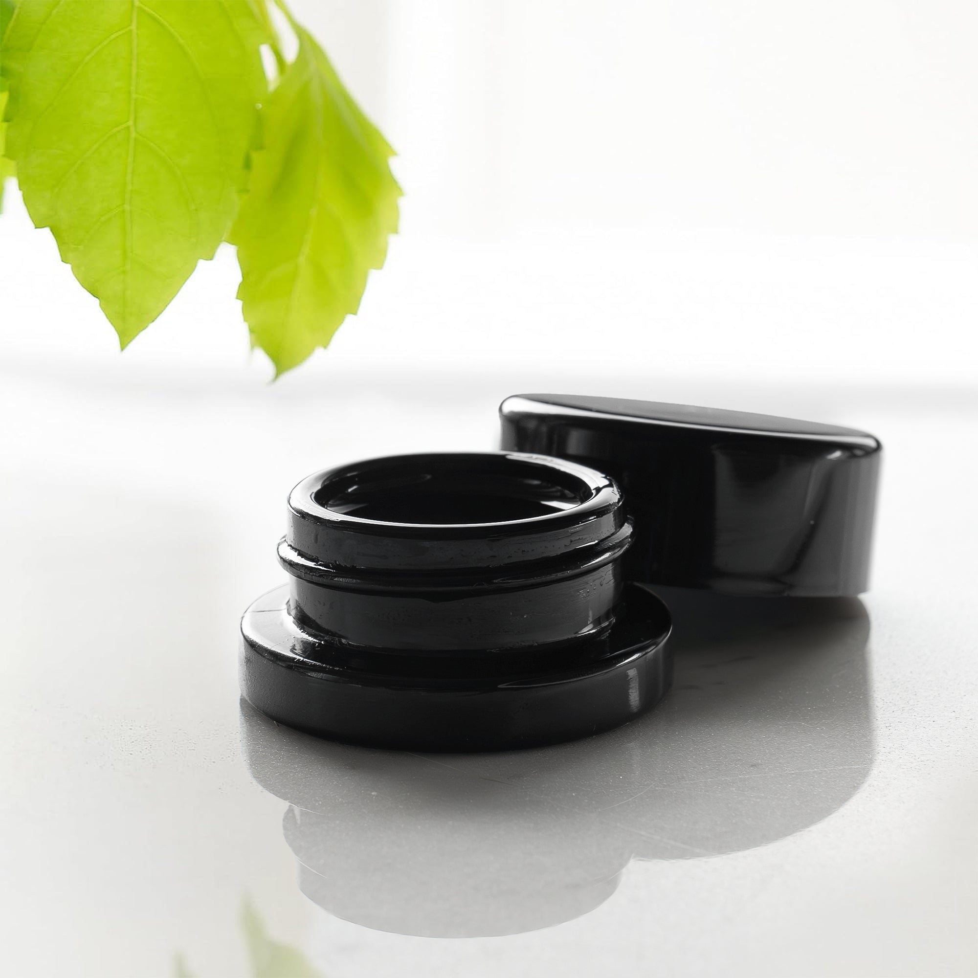 (200 Pack) 9ml Black Glass Jars with Child-Resistant Lids