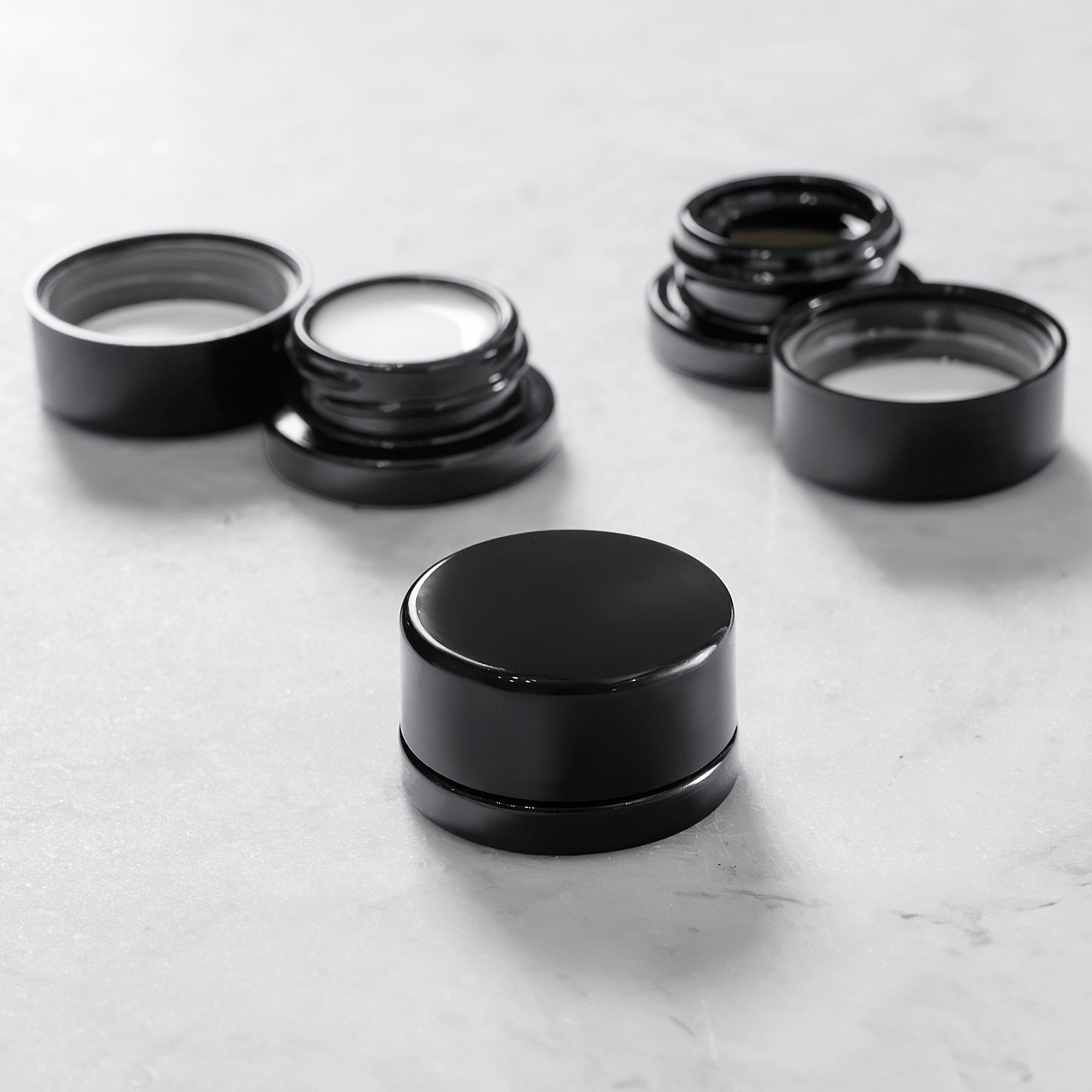 (200 Pack) 9ml Black Glass Jars with Child-Resistant Lids